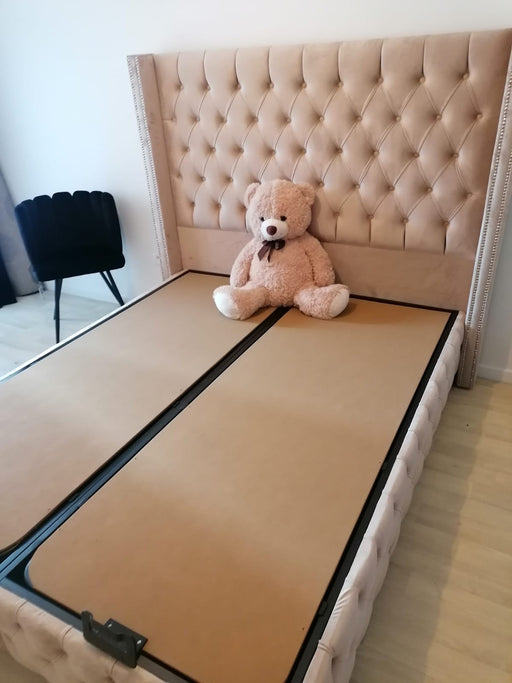 LIT COFFRE CLOUTE VELOURS BEIGE 180X200