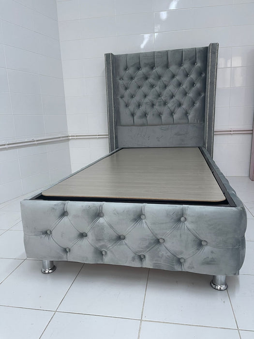 LIT COFFRE CLOUTE BOX VELOURS GRIS 90X190CM